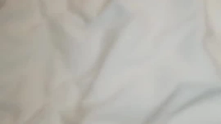 午饭后商场的邂逅，又绿帽他的老公，淫语