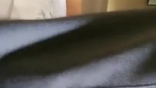 看色情片时的青少年高潮